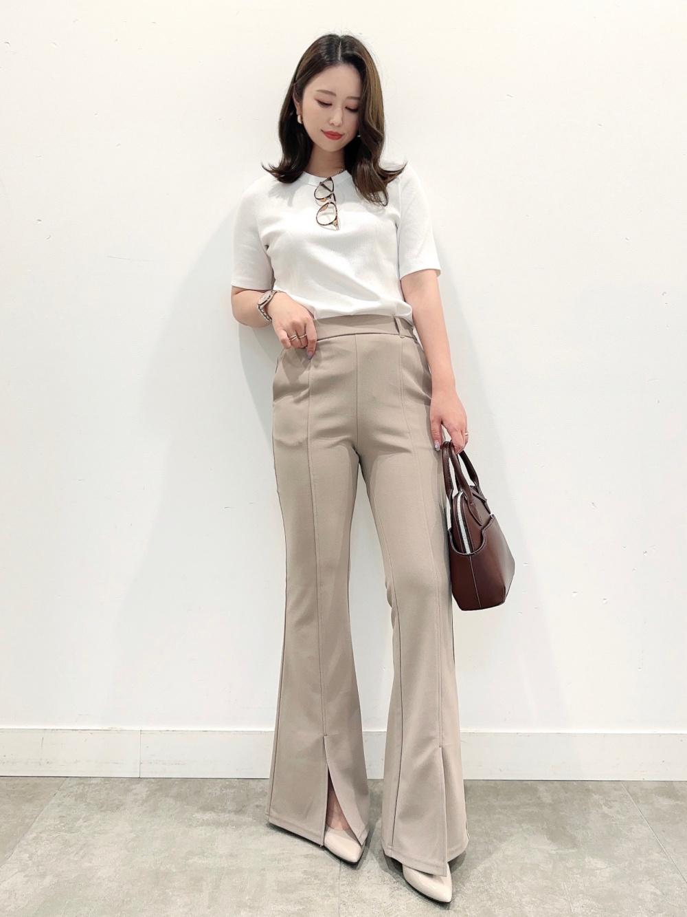 Split-Hem Front Seam Flare Pants - Image 5